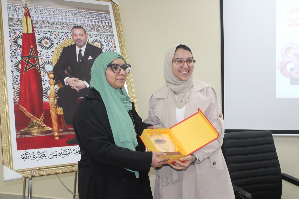 Award ceremony — AIDECA and National Initiative for Human Development