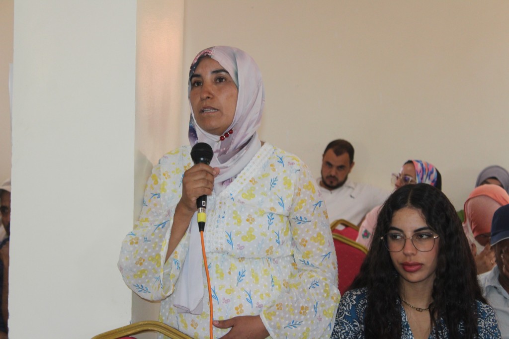 Participant speaking at the multi-stakeholder meeting